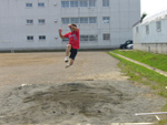 2011年08月28日・第3回アミューズ工房運動会・走り幅跳び・04